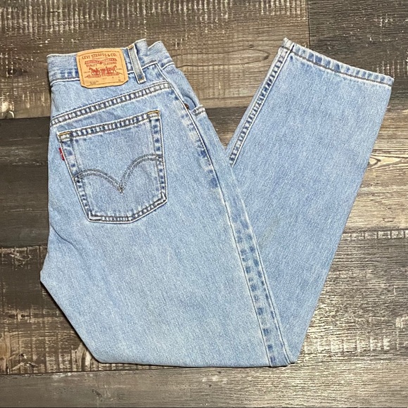 Levi's Denim - 550 levis Strauss  relaxed tapered leg jeans